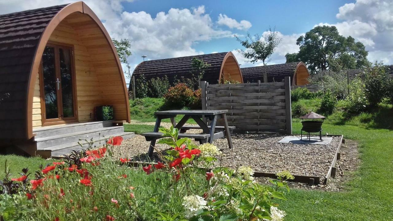 Lupin Glamping Pod Hotel Cheltenham Kültér fotó